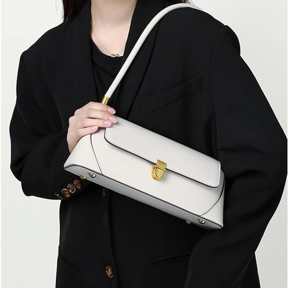 Vintage Small White Shoulder Bag for Women Zipper Closure and Classic Design - Picture 3 of 7